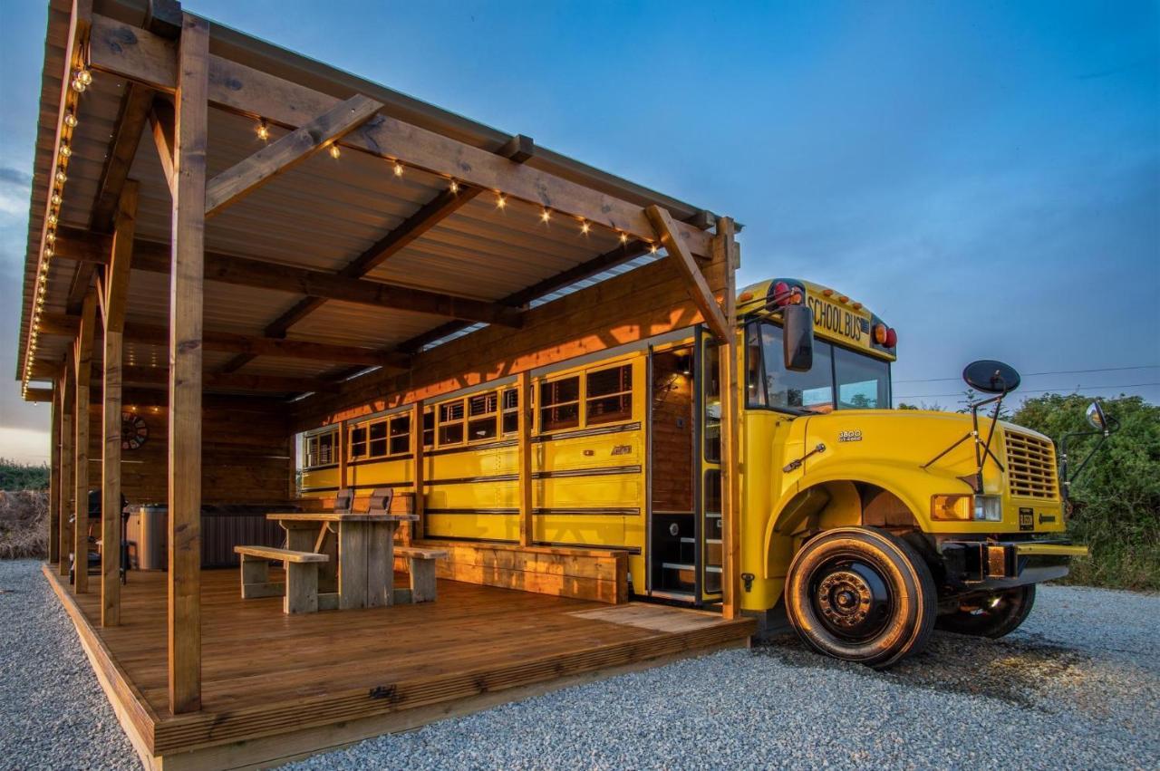 American School Bus - 1 Bedroom - Blossom Farm - Tiers Cross Johnston Exterior photo